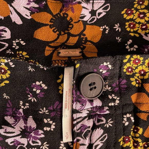 Free People Flare Pant - floral flare - S - Picture 2 of 2